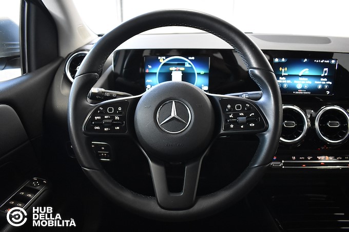 MERCEDES-BENZ B 180 d Automatic Sport